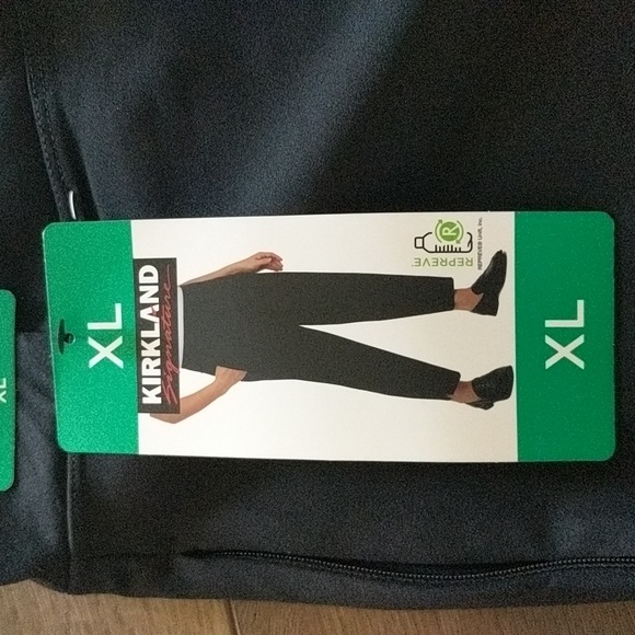 Kirkland Signature Ladies' Travel Pant - Picture 2 of 6